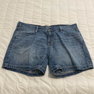 Old Navy 3” denim short, 14